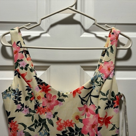 GUESS FLORAL DRESS - Picture 6 of 11